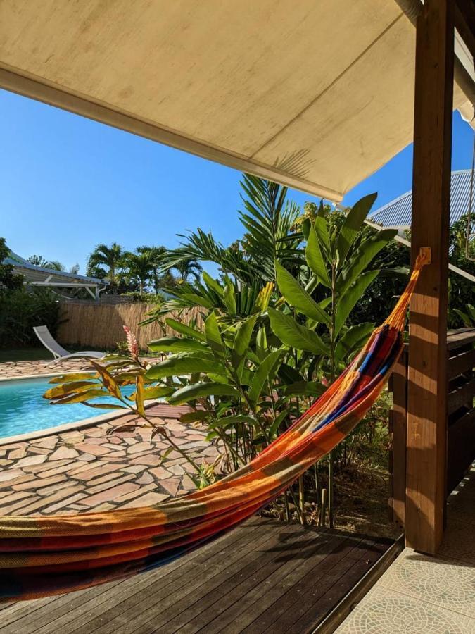Charmante Villa Creole Climatisee, Jardin Tropical Et Piscine Prives Lamentin Luaran gambar